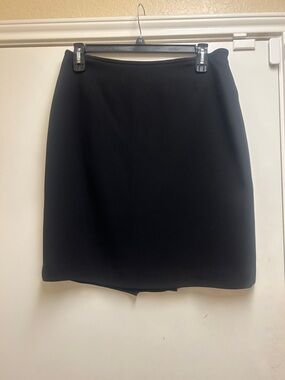 Sleek Black Mini Skirt - Women's Tailored Straight Style